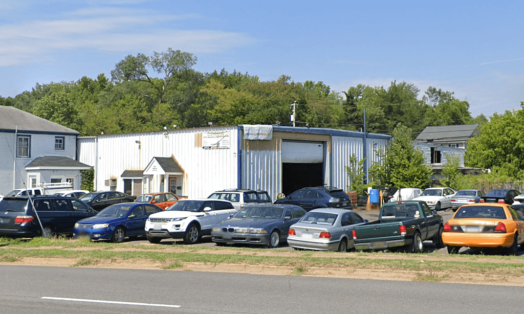 DAS Garage